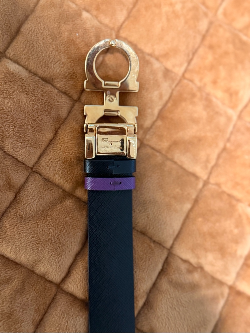 Salvatore Ferragamo Purple Leather Belt with Gold Gancini Buckle - Picture 3 of 4